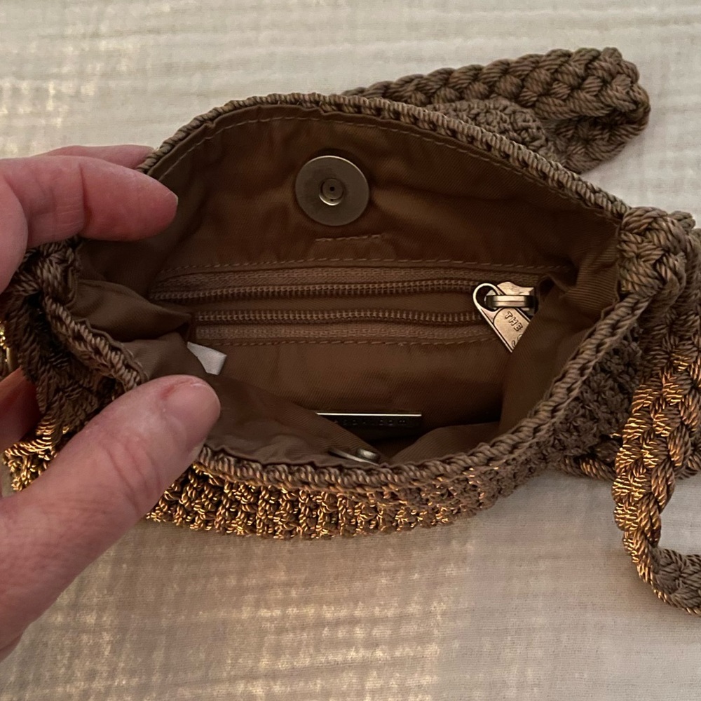 The Sak classic crochet shoulder bag - Picture 5 of 8